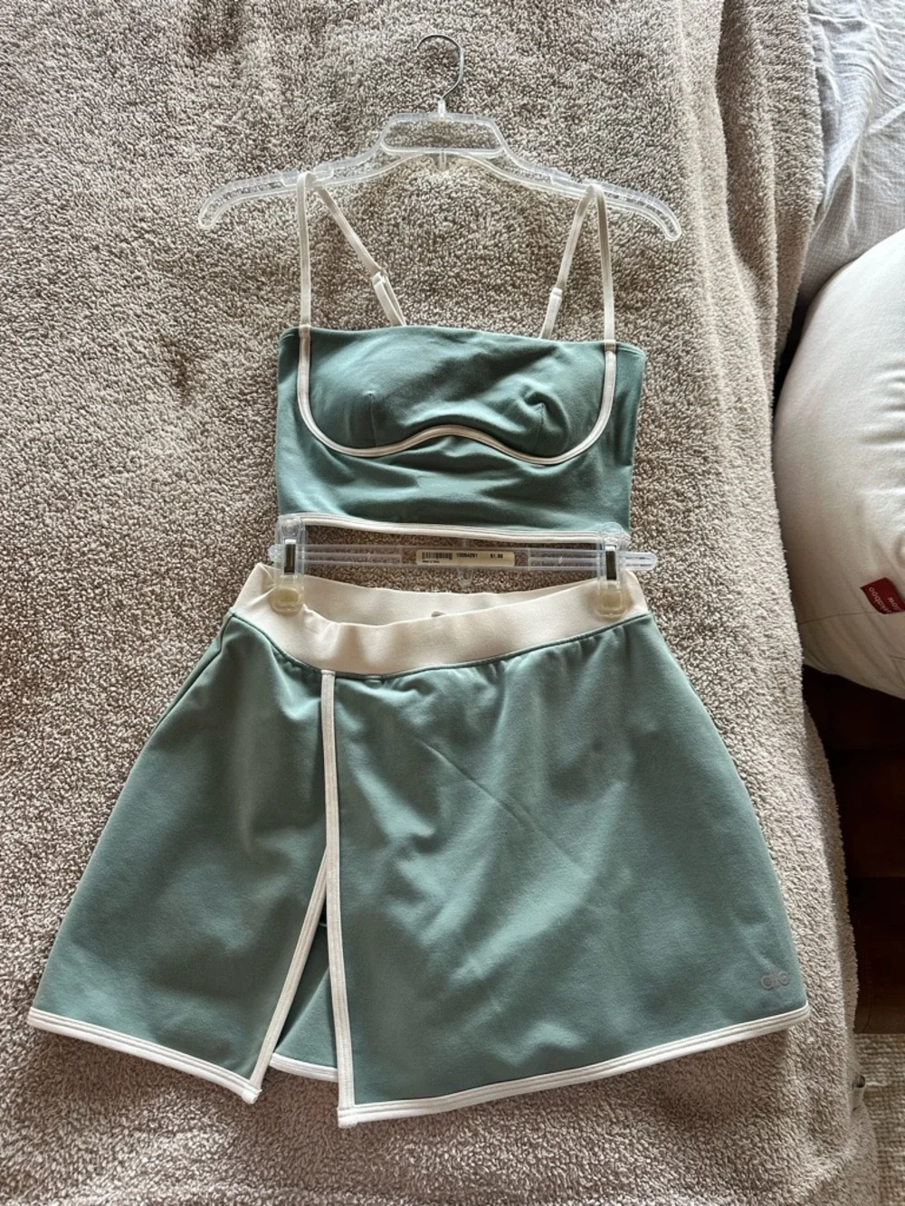Alo Airbrush streamlined skirt and crop top set